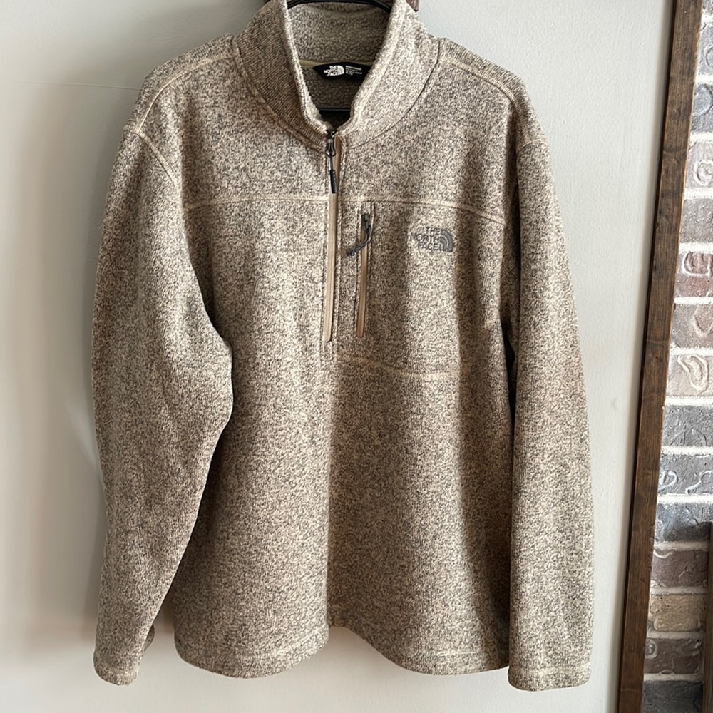 Like New Mens Quarter Zip North Face